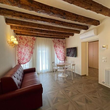 Mh2665 Apartment Venesia Bagian luar foto